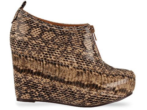 http://commondatastorage.googleapis.com/images2.solestruck.com/jeffrey-campbell-shoes/Jeffrey-Campbell-shoes-99-(Grey-Snake)-010604.jpg