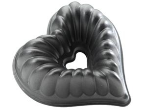 Nordic Ware 55502 Bundt Pan Elegant Heart Non-stick
