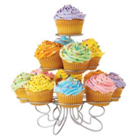 Wilton Enterprises Inc 307-831 Dessert Stands Cupcakes 'n More 13 Count
