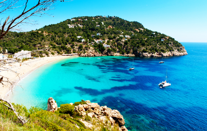 perfect white sand beach at cala de sant vicent - nice day anchorage and dive spot