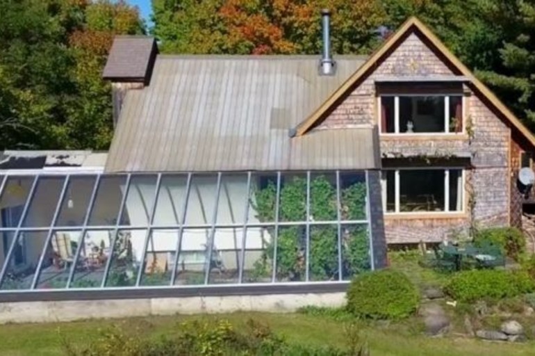 Un invernadero integrado al hogar para tener vegetales todo el año