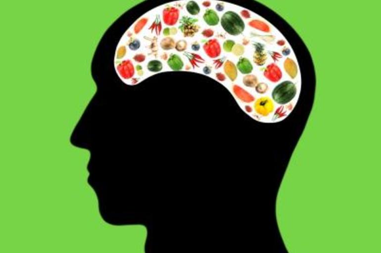 6 vitaminas y minerales que mejoran tu cerebro