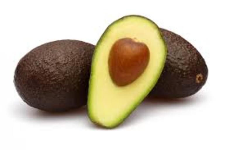 Truco para madurar un aguacate o palta en 10 minutos