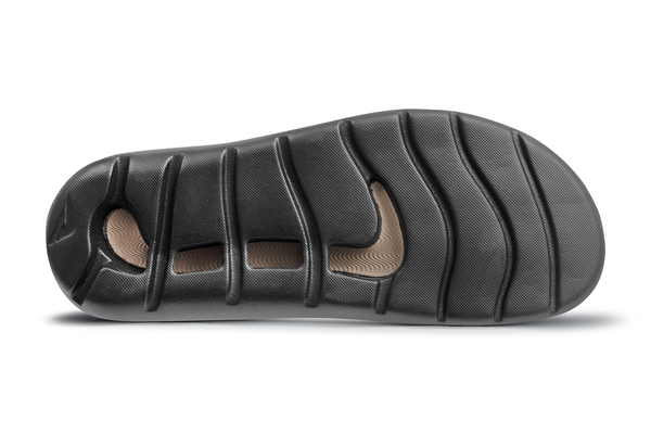 Large 129613 groovewmsred sole