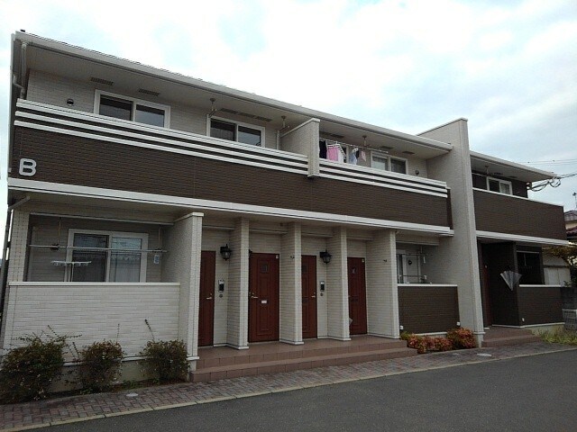 牟礼町牟礼アパート外観写真