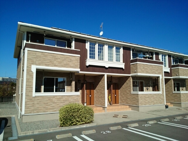 金蔵寺町アパート外観写真