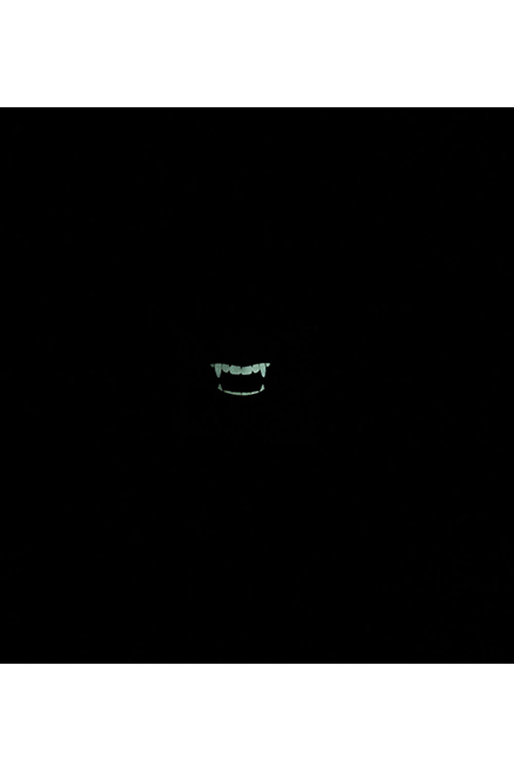 California Costume Vampire Face Mask Glow In Dark Print Adult Accessory 6220-149 - Picture 5 of 5