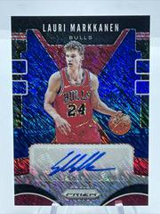 Lauri Markkanen [Blue Shimmer] Basketball Cards 2019 Panini Prizm Signatures Prices