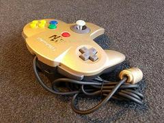 Side View | Golden N Controller Nintendo 64
