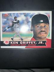 Ken Griffey Jr. #140 Baseball Cards 2001 Fleer Prices