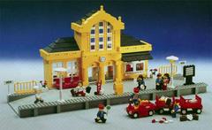 LEGO Set | Metro Station LEGO Train