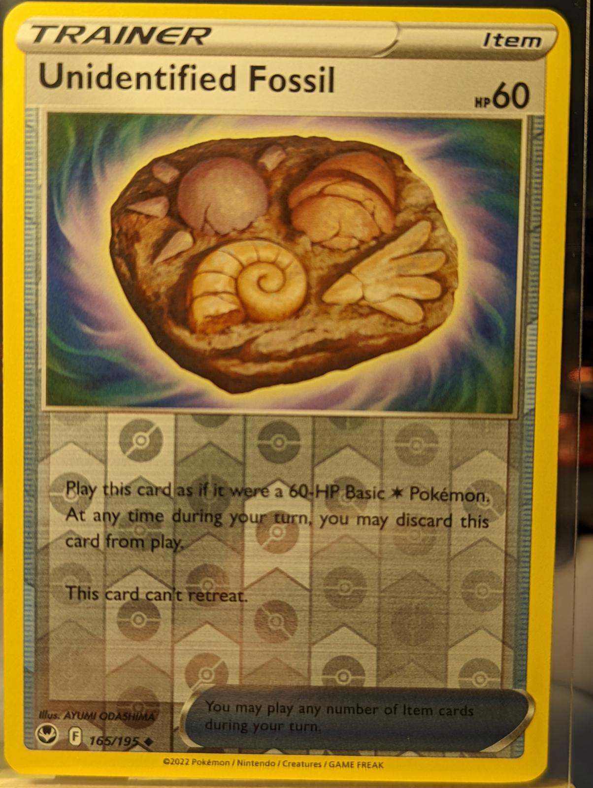 Unidentified Fossil [Reverse Holo] #165 Pokemon Silver Tempest