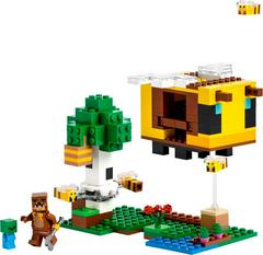 LEGO Set | The Bee Cottage LEGO Minecraft