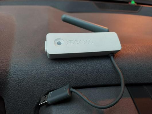 Xbox 360 Wireless Network Adaptor photo