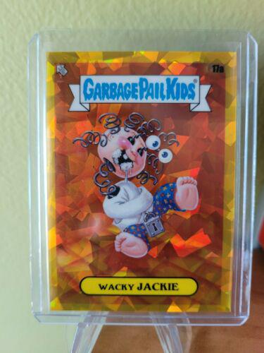 Wacky JACKIE [Gold] #17a Precios | Garbage Pail Kids 2020 Sapphire ...