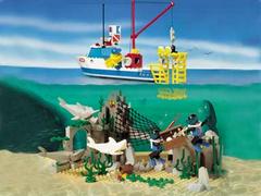 LEGO Set | Shark Cage Cove LEGO Town