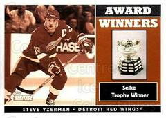 Steve Yzerman #238 Hockey Cards 2000 Topps Heritage Prices
