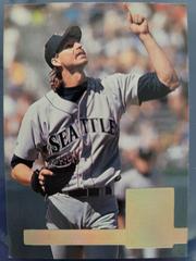 Randy johnson [refractor label] #72 Baseball Cards 1994 Donruss Special Edition Gold Prices