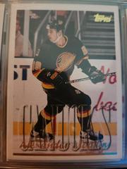 Alexander Mogilny #225 Hockey Cards 1995 Topps Prices