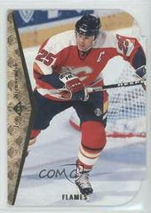 Joe Nieuwendyk [Die Cut] Hockey Cards 1994 SP Prices