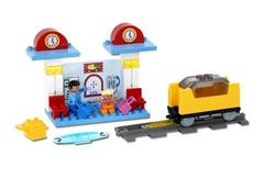 LEGO Set | Intelli-Train Station LEGO Explore