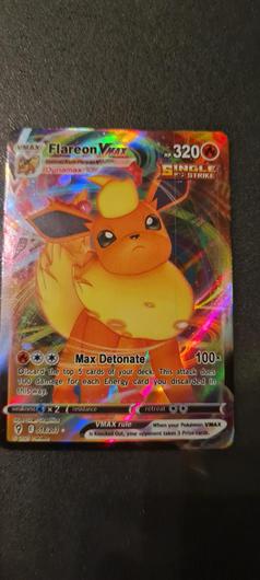 Flareon VMAX #18 photo