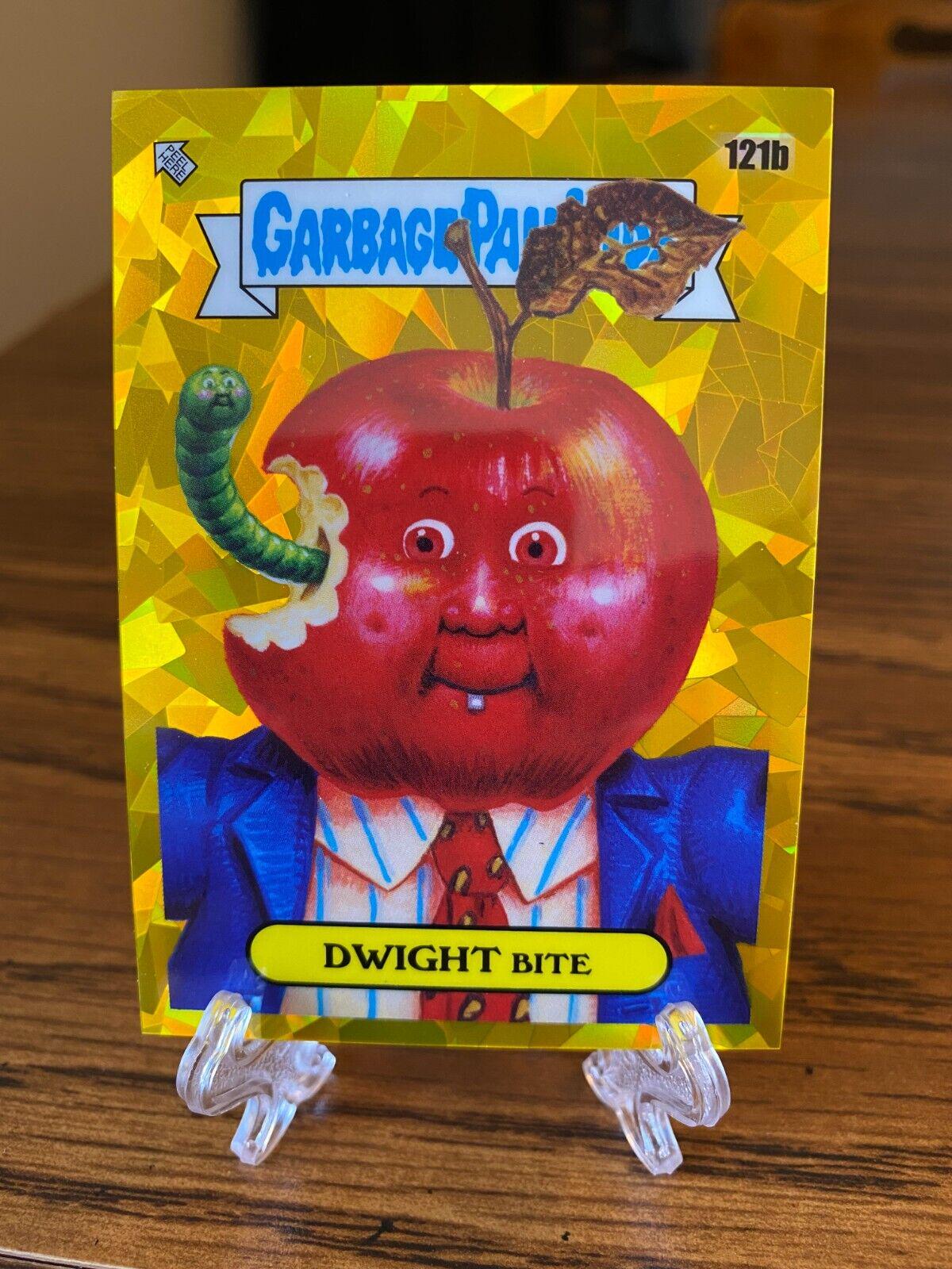 DWIGHT Bite [Gold] #121b Garbage Pail Kids 2021 Sapphire