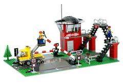 LEGO Set | Train Level Crossing LEGO Train