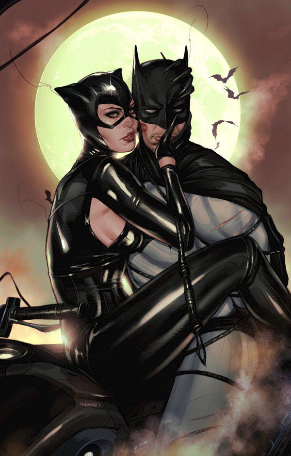 Catwoman [Swaby Foil] #52 (2023) Comic Books Catwoman