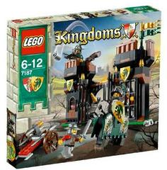 Escape from Dragon's Prison #7187 LEGO Castle Prices