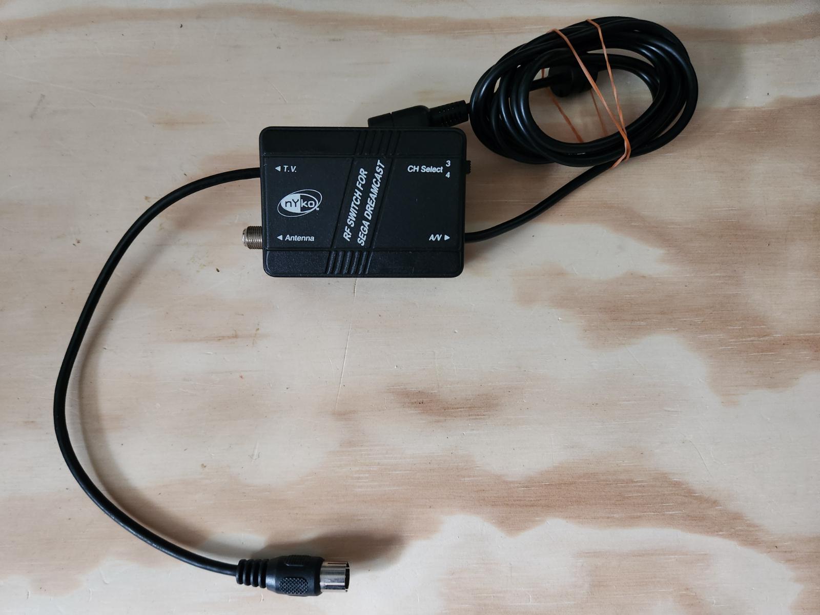 Nyko RF GameSwitch Adapter - PlayStation 1 RF Modulator For TV Connection