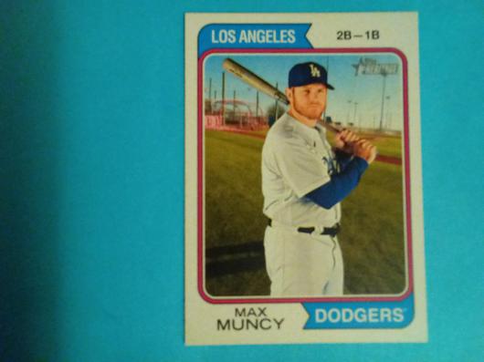 Max Muncy #194 photo