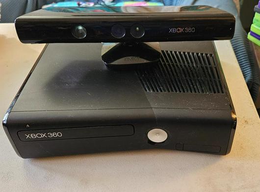 Xbox 360 Slim Console 250GB Kinect Bundle photo