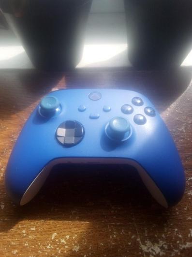 Xbox One Shock Blue Controller photo