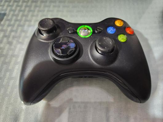 Black Xbox 360 Wireless Controller photo