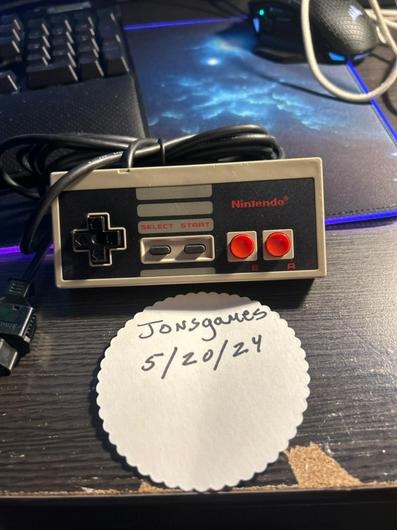 Nintendo NES Controller photo