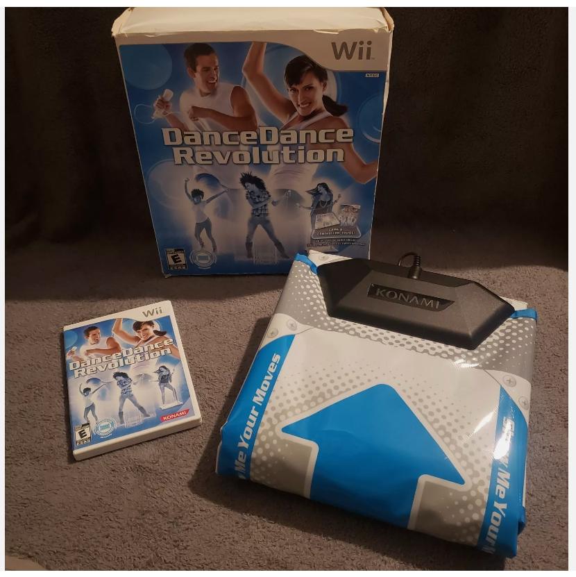 Dance Dance Revolution [Bundle] Wii