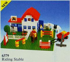 LEGO Set | Riding Stable LEGO Town