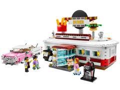 LEGO Set | 1950s Diner LEGO BrickLink Designer Program