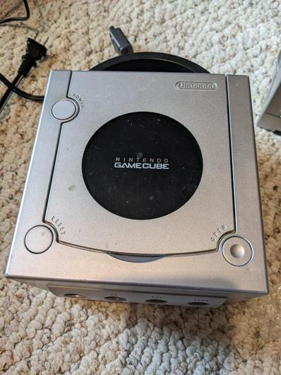 Platinum GameCube System [DOL-001] photo