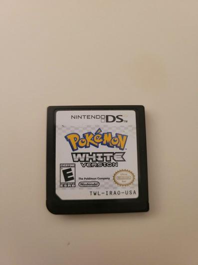 Pokemon White photo