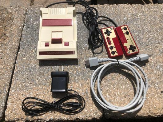 Nintendo Classic Mini Famicom photo