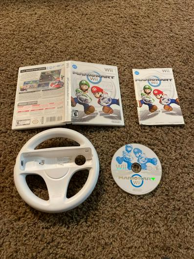 Mario Kart Wii [Wheel Bundle] photo