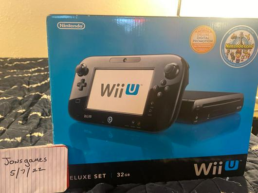 Wii U Console Deluxe Black 32GB photo