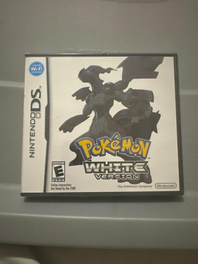 Pokemon White photo