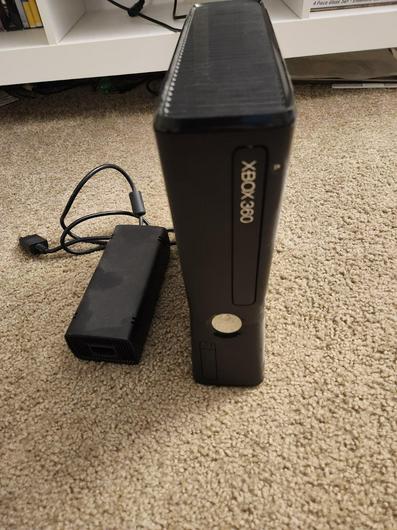 Xbox 360 Slim Console 250GB photo