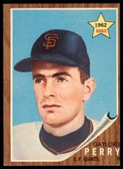 Gaylord Perry [Star Rookie] #199 Baseball Cards 1962 Topps Prices