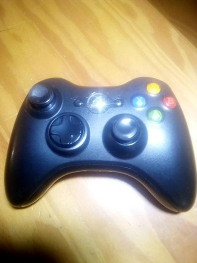Xbox 360 Wireless Controller Glossy Black photo