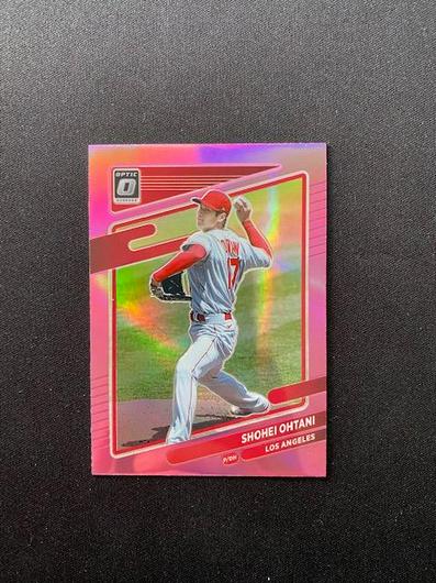 Shohei Ohtani [Holo Pink] #199 photo