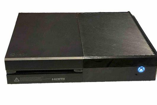 Xbox One 1 TB Black Console photo